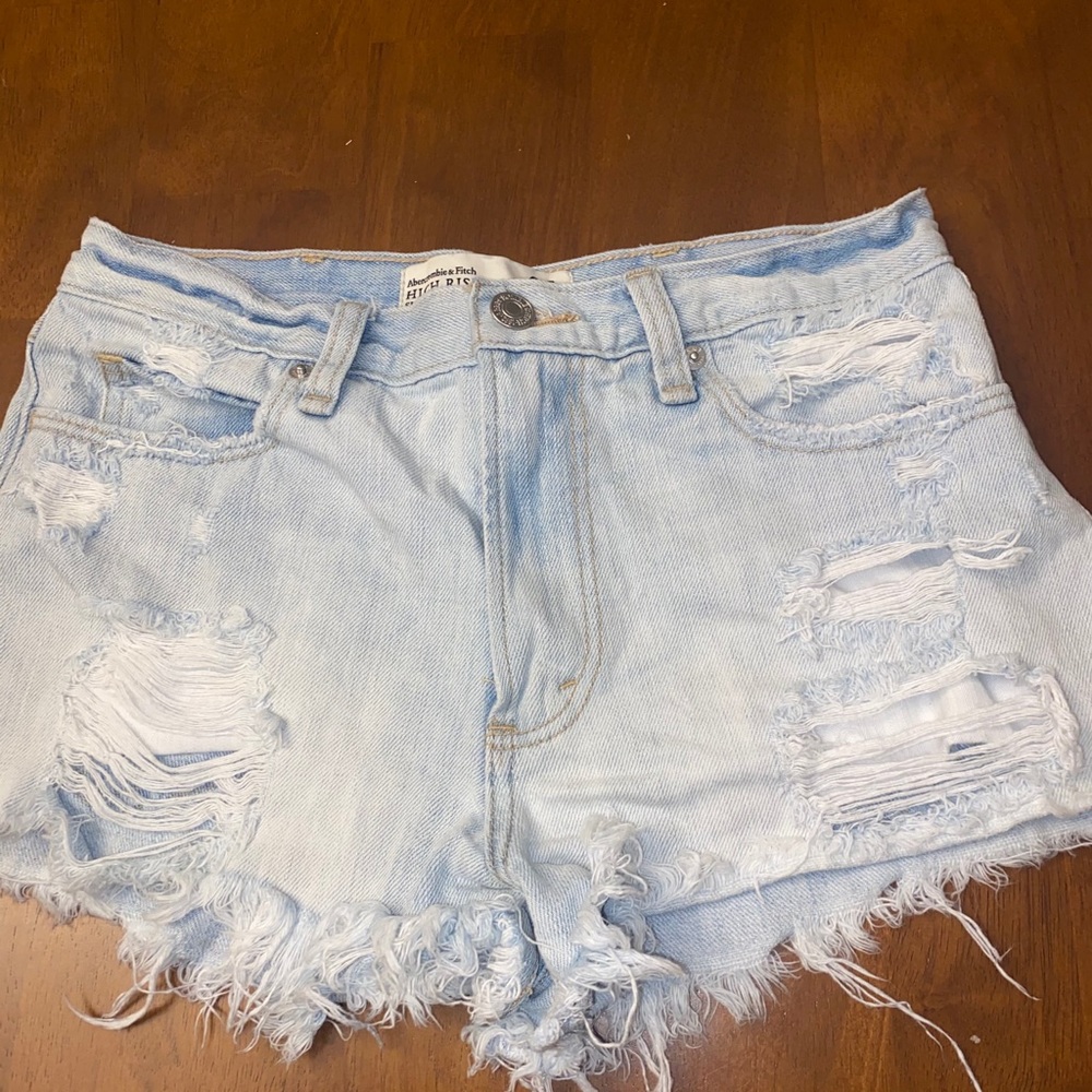 Abercrombie & Fitch High Rise Short- Light Wash